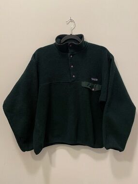 Patagonia Made In Canada Forest Green Fleece